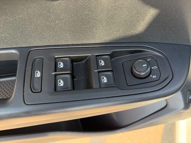 2024 Volkswagen Taos S FWD