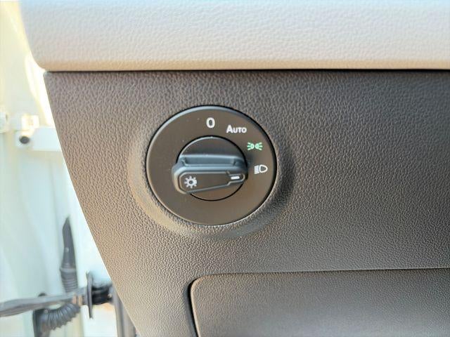 2024 Volkswagen Taos S FWD