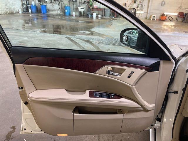 2012 Toyota Avalon 4dr Sdn Limited (Natl)