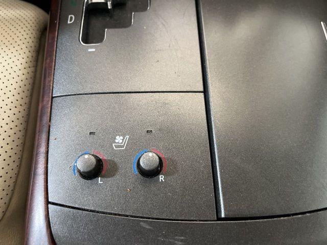 2012 Toyota Avalon 4dr Sdn Limited (Natl)