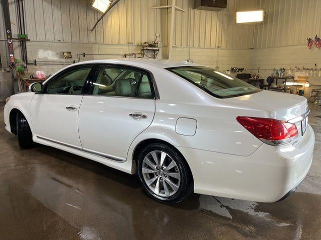 2012 Toyota Avalon 4dr Sdn Limited (Natl)