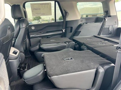 2027 Lincoln Navigator Reserve 4x4