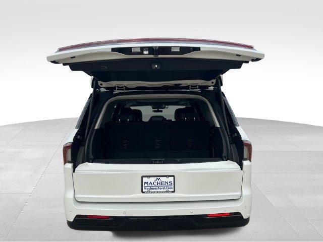 2027 Lincoln Navigator Reserve 4x4