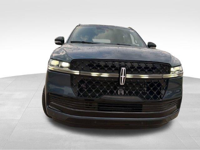 2027 Lincoln Navigator Reserve 4x4