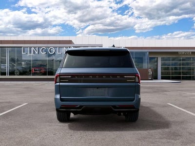 2027 Lincoln Navigator Reserve 4x4