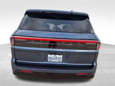 2027 Lincoln Navigator Reserve 4x4