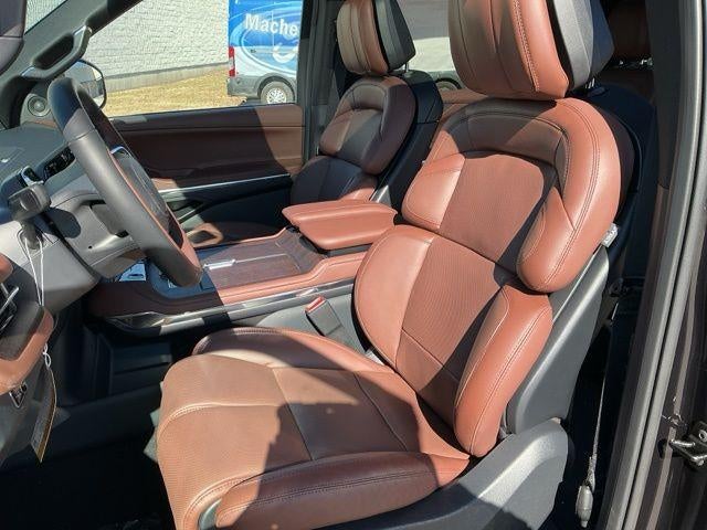 2026 Lincoln Navigator L Reserve 4x4