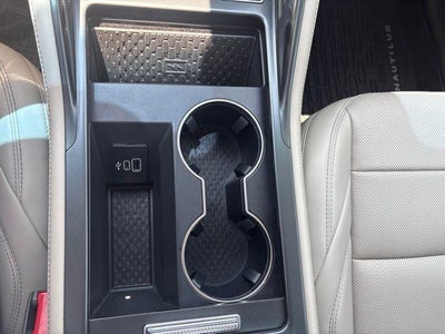 2024 Lincoln Nautilus Premiere AWD