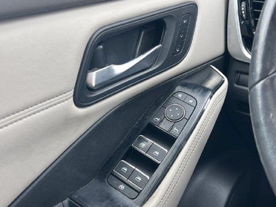 2023 Nissan Rogue AWD SL