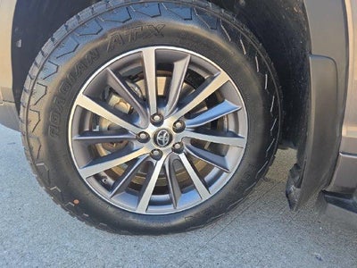 2017 Toyota Highlander XLE V6 AWD (Natl)