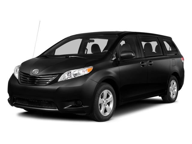 2014 Toyota Sienna 5dr 8-Pass Van V6 LE FWD (Natl)