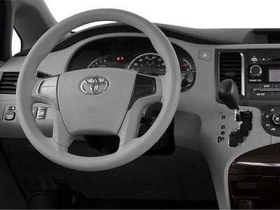 2014 Toyota Sienna 5dr 8-Pass Van V6 LE FWD (Natl)