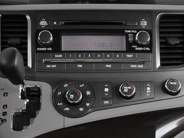 2014 Toyota Sienna 5dr 8-Pass Van V6 LE FWD (Natl)