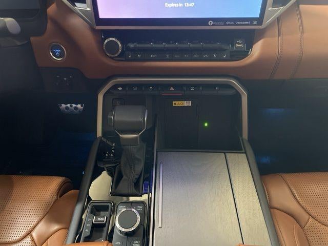 2024 Toyota Tundra 4WD 4WD 1794 Edition Hybrid CrewMax 5.5' Bed (Natl)