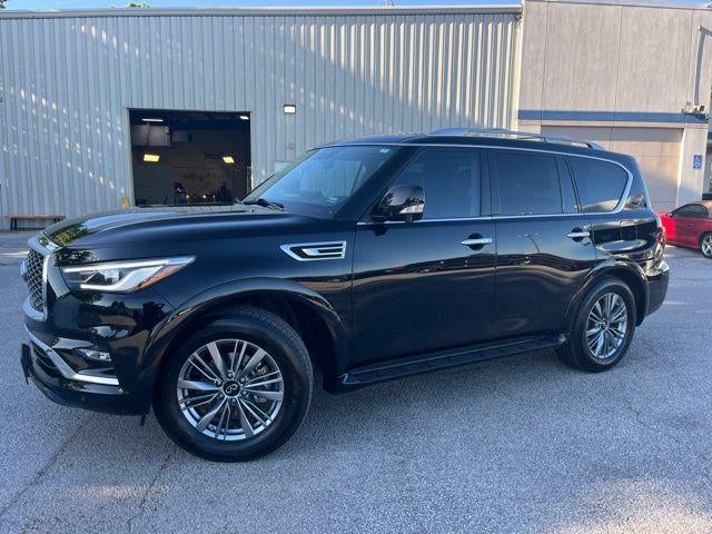2022 INFINITI QX80 LUXE AWD