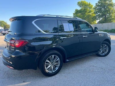 2022 INFINITI QX80 LUXE AWD