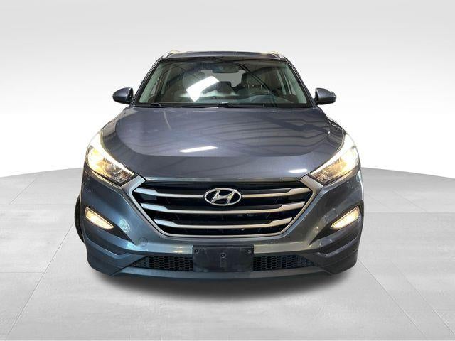 2016 Hyundai TUCSON AWD 4dr SE