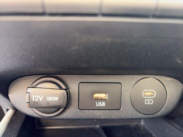 2025 Hyundai ELANTRA Limited IVT