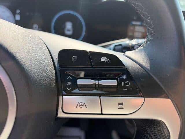 2025 Hyundai ELANTRA Limited IVT
