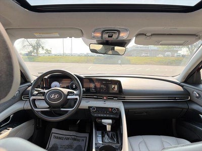 2025 Hyundai ELANTRA Limited IVT