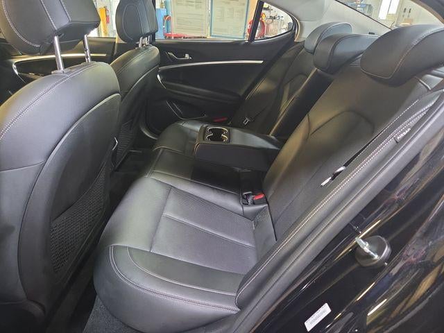 2025 Genesis G70 2.5T RWD