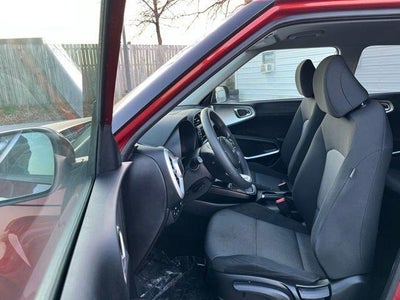 2022 Kia Soul LX IVT