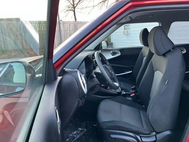 2022 Kia Soul LX IVT