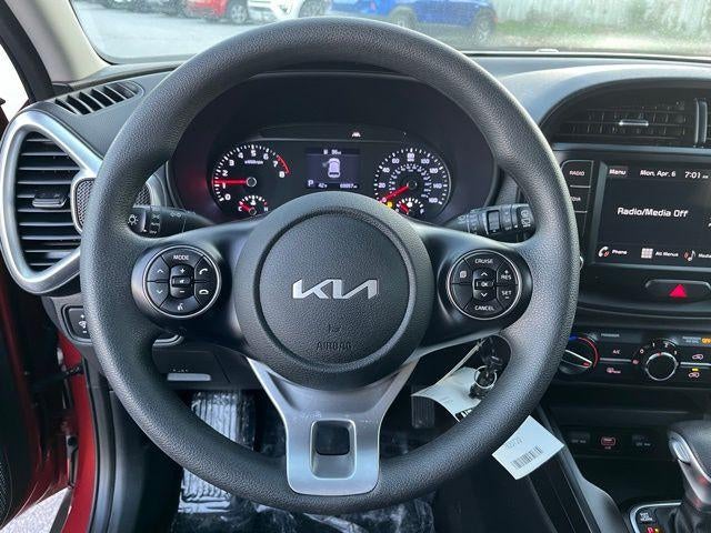 2022 Kia Soul LX IVT