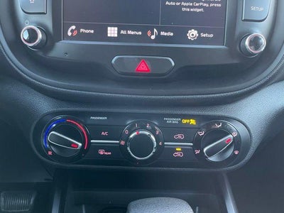 2022 Kia Soul LX IVT