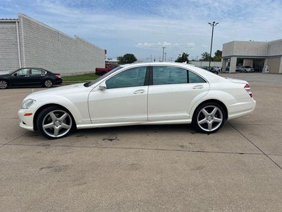 2009 Mercedes-Benz S-Class S 550 4MATIC® Sedan