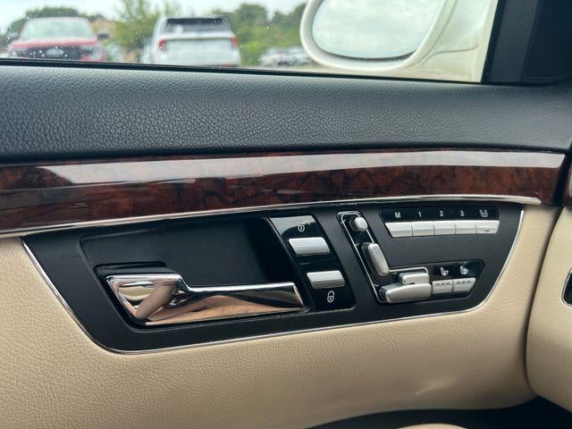 2009 Mercedes-Benz S-Class S 550 4MATIC® Sedan