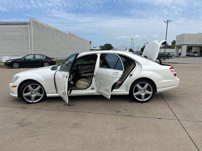 2009 Mercedes-Benz S-Class S 550 4MATIC® Sedan