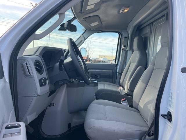 2026 Ford SuperDuty Base Cutaway