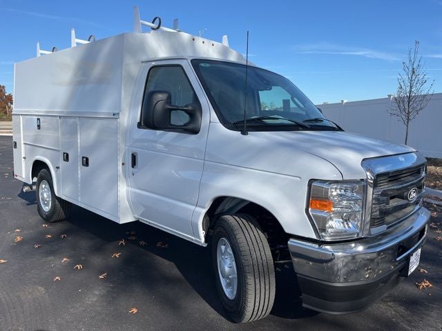 2026 Ford SuperDuty Base Cutaway