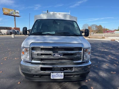 2026 Ford SuperDuty Base Cutaway