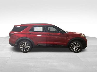 2023 Ford Explorer ST-Line