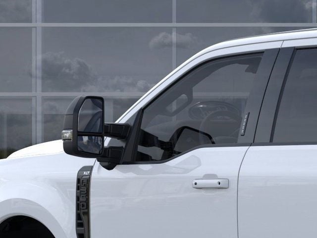 2025 Ford SuperDuty XLT