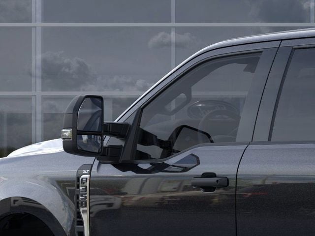 2026 Ford SuperDuty XLT