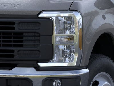 2025 Ford SuperDuty XL DRW