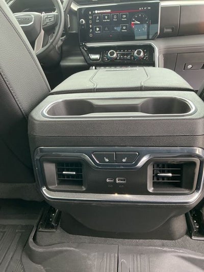 2025 GMC Sierra 3500HD Denali