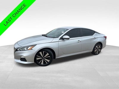 2022 Nissan Altima 2.5 SV