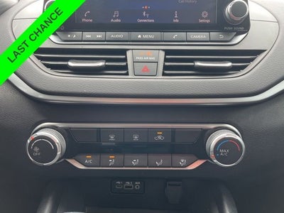 2022 Nissan Altima 2.5 SV