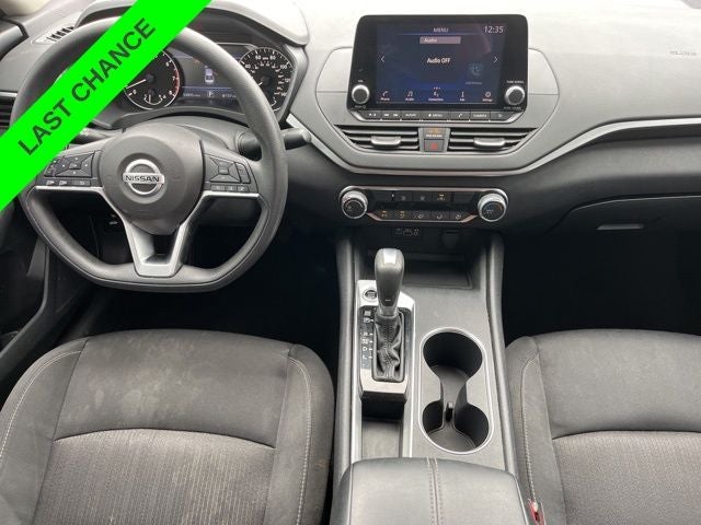 2022 Nissan Altima 2.5 SV