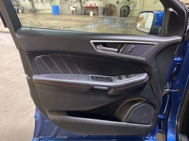 2022 Ford Edge ST Line