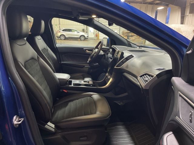 2022 Ford Edge ST Line