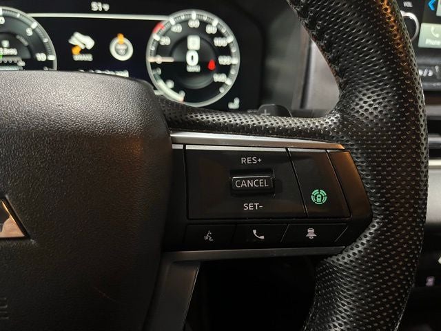 2023 Mitsubishi Outlander PHEV SE