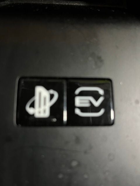 2023 Mitsubishi Outlander PHEV SE