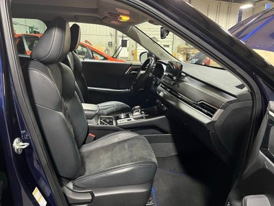 2023 Mitsubishi Outlander PHEV SE