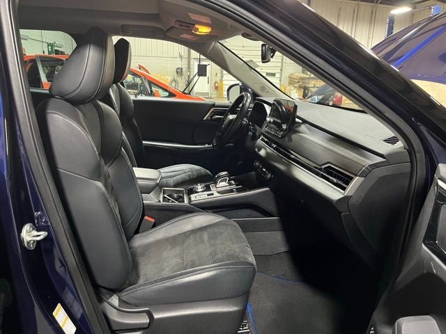 2023 Mitsubishi Outlander PHEV SE