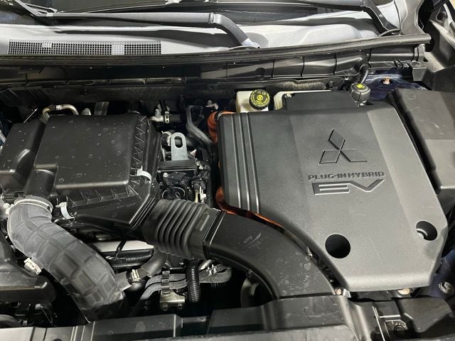 2023 Mitsubishi Outlander PHEV SE